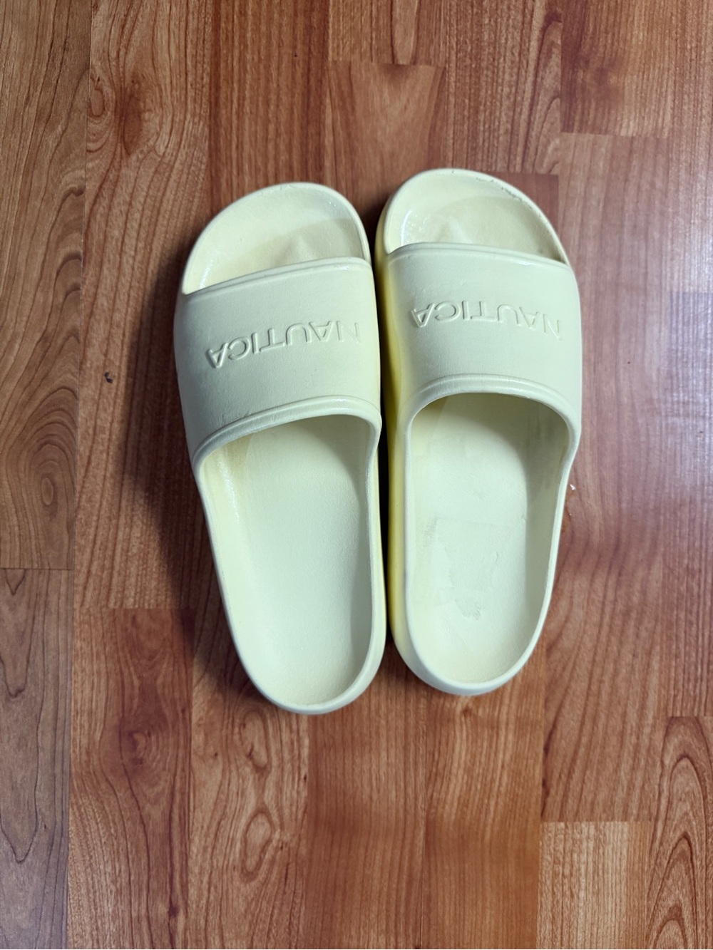 NAUTICA Womens Yellow Slide Sandals